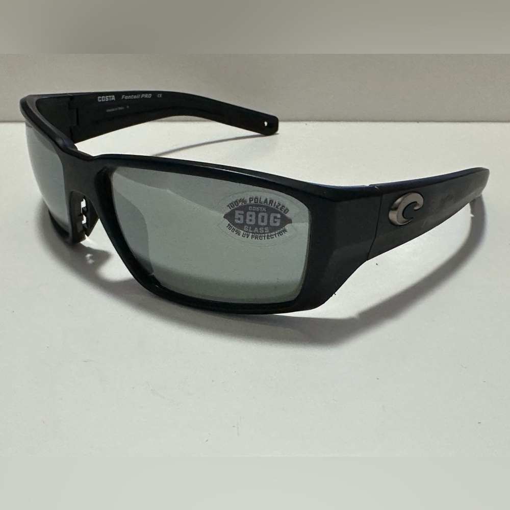 Brand New Costa Fantail PRO Polarized Sunglasses Black/Silver Glass Mirror 580G